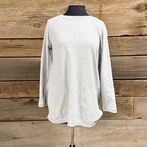 Tommy Bahama Crewneck Sweatshirt with side pockets, Gray, Large